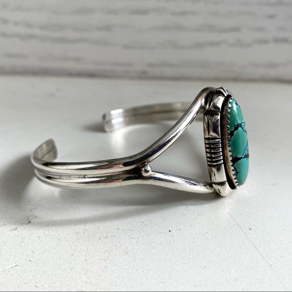 Vintage Navajo Turquoise Cuff Bracelet - Picture 4 of 4